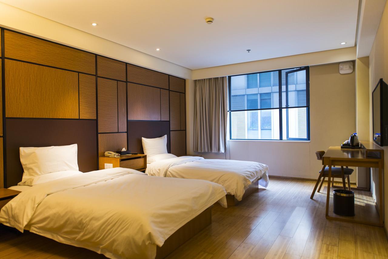 ฮั่นถิง โฮเทล เซี่ยงไฮ้ หงเฉียวแอร์พอร์ต หูชิงผิง ไฮเวย์ Hotel ภายนอก รูปภาพ