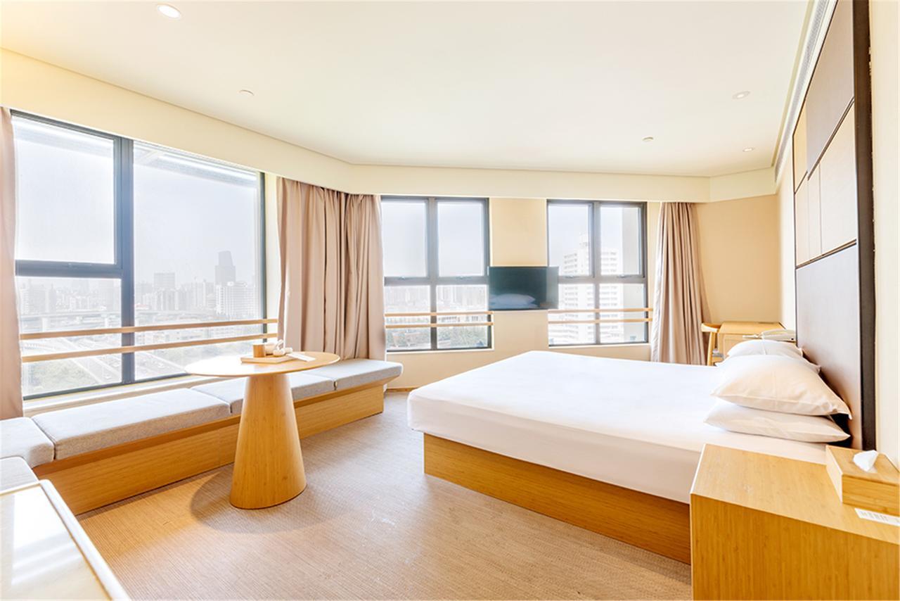 ฮั่นถิง โฮเทล เซี่ยงไฮ้ หงเฉียวแอร์พอร์ต หูชิงผิง ไฮเวย์ Hotel ภายนอก รูปภาพ