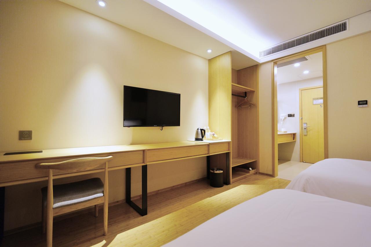 ฮั่นถิง โฮเทล เซี่ยงไฮ้ หงเฉียวแอร์พอร์ต หูชิงผิง ไฮเวย์ Hotel ภายนอก รูปภาพ