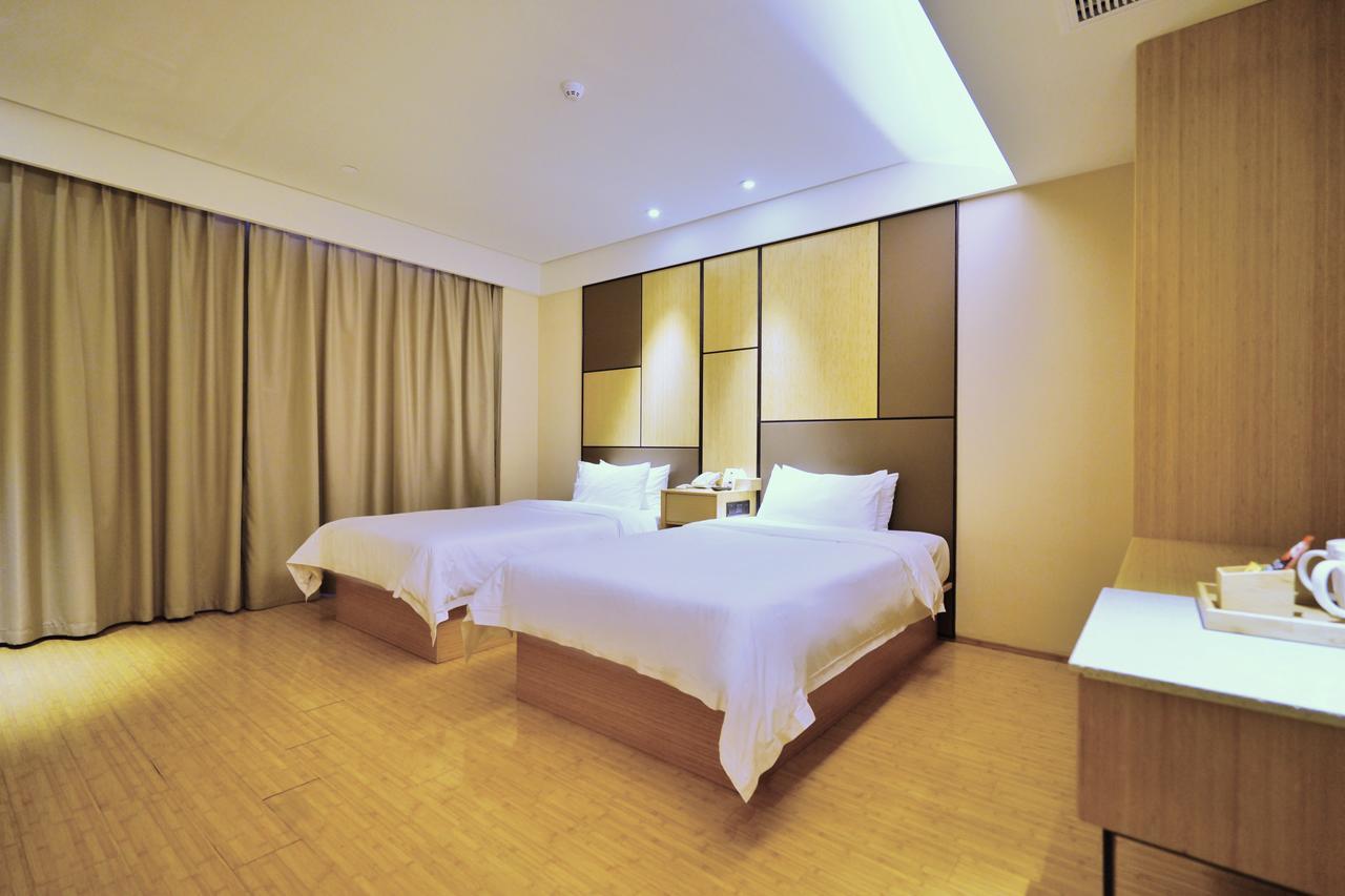 ฮั่นถิง โฮเทล เซี่ยงไฮ้ หงเฉียวแอร์พอร์ต หูชิงผิง ไฮเวย์ Hotel ภายนอก รูปภาพ